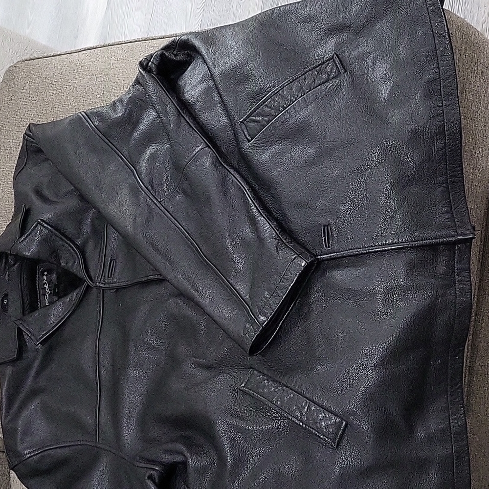 Real leather jacket - Picture 2 of 6